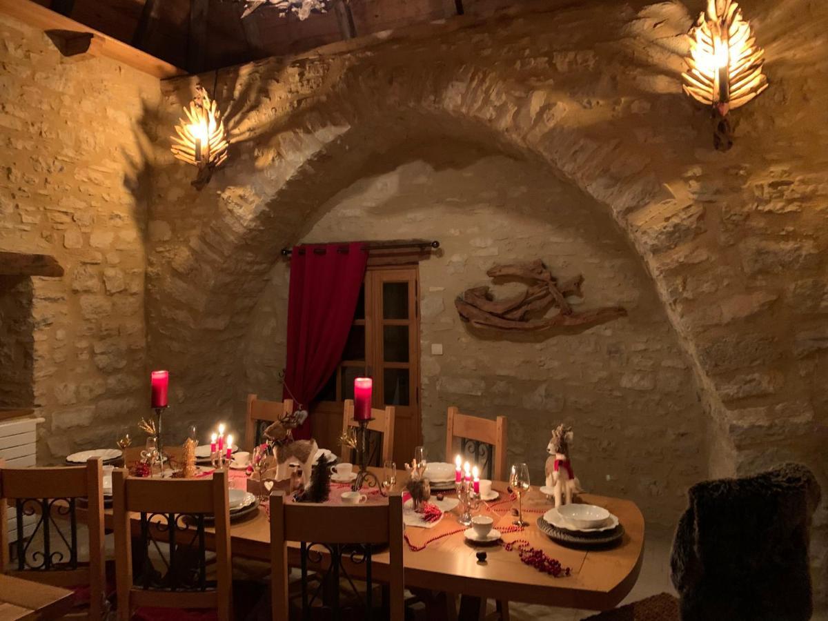 La Voutee 5 Epis Avec Bain Finlandais Prive Au Manoir Du Charme Gorges Du Tarn Bed & Breakfast Quezac  Eksteriør bilde