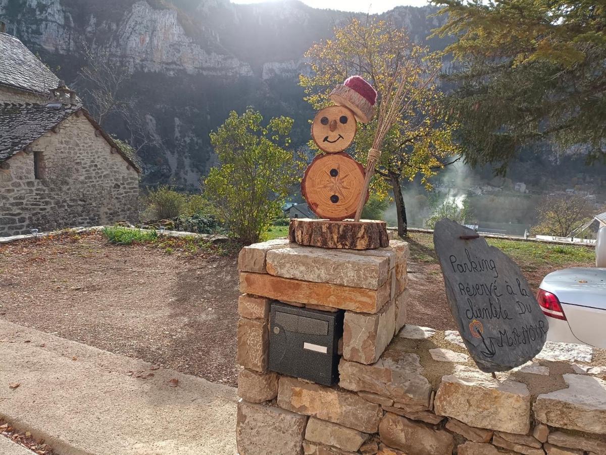La Voutee 5 Epis Avec Bain Finlandais Prive Au Manoir Du Charme Gorges Du Tarn Bed & Breakfast Quezac  Eksteriør bilde